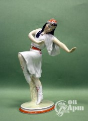 Скульптура " Танцующая узбечка"